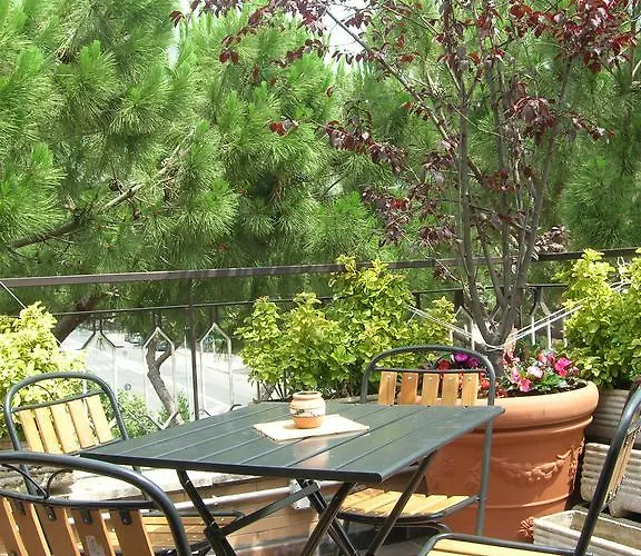 La Chicca Bed and Breakfast *